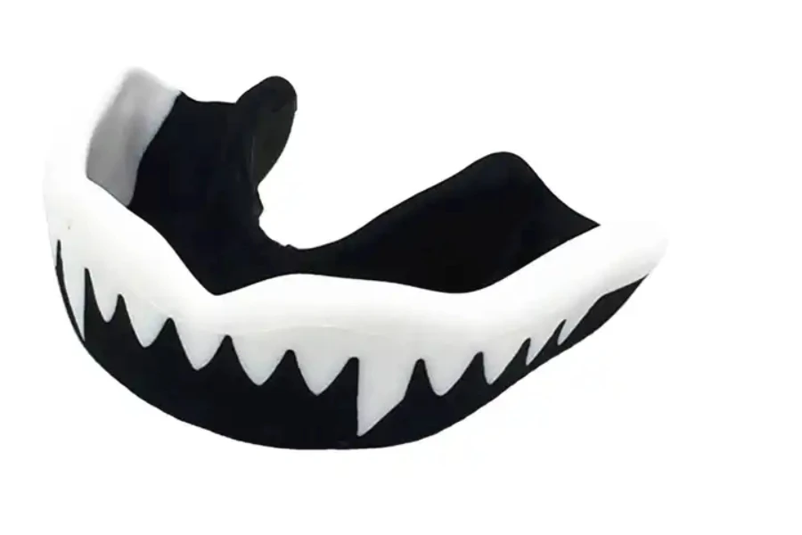Slim-fit mouth guard for boxing