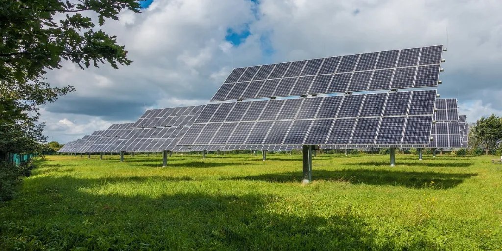solar tracking systems a retailer’s guide for 2024