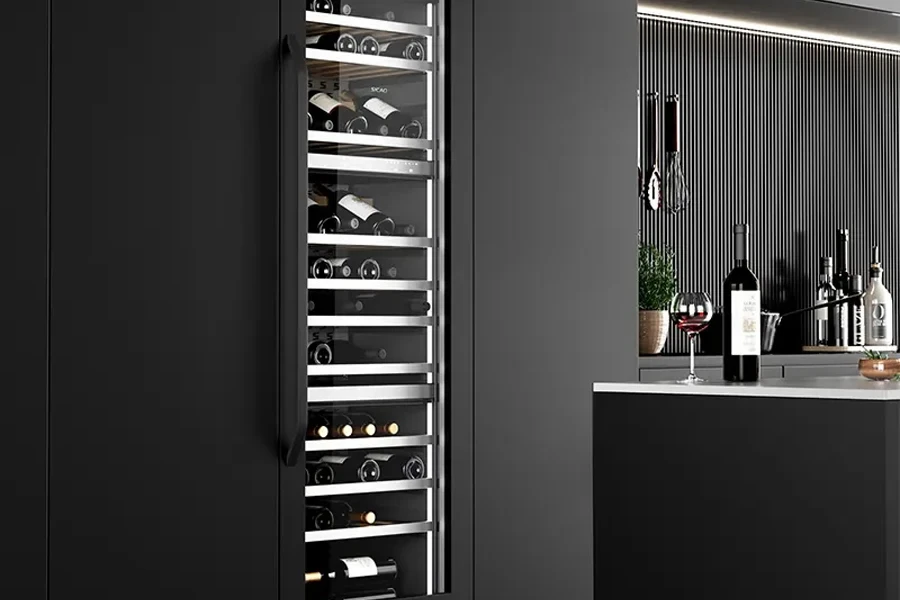 Built-in wine cooler cabinet with fan cooling