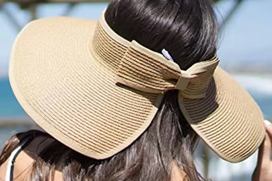 I43 Casual Foldable Summer Beach Cap Floppy Wide Brim Bowknot Straw Hats