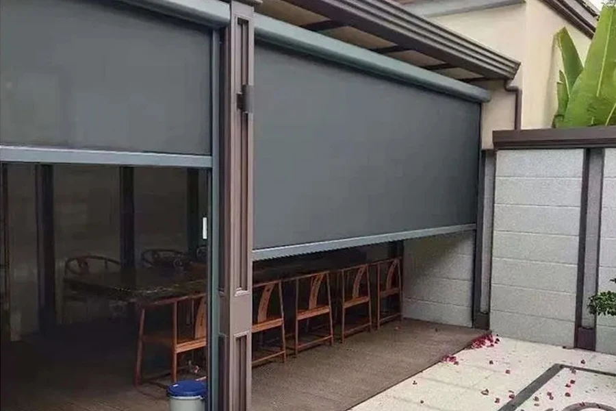Motorized wind and sun-proof retractable patio screen