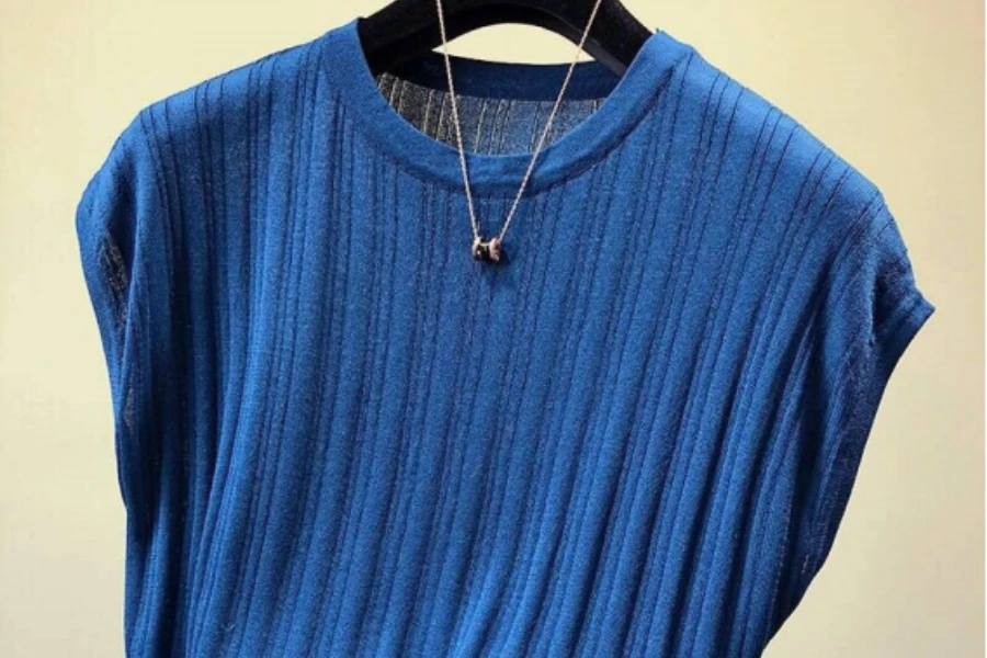 Short Sleeves Knit T-shirt Sweater