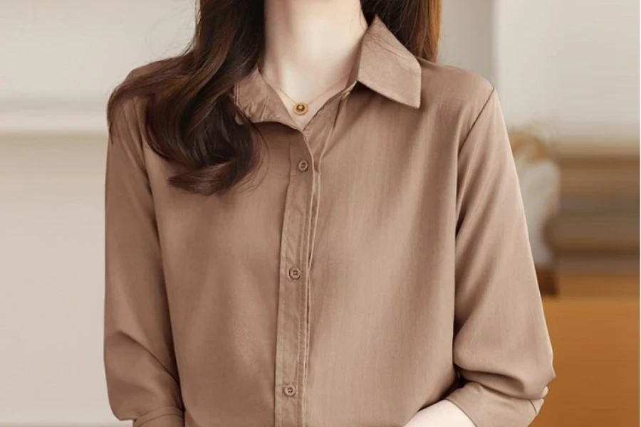 Women's Solid Loose Lapel Blouse