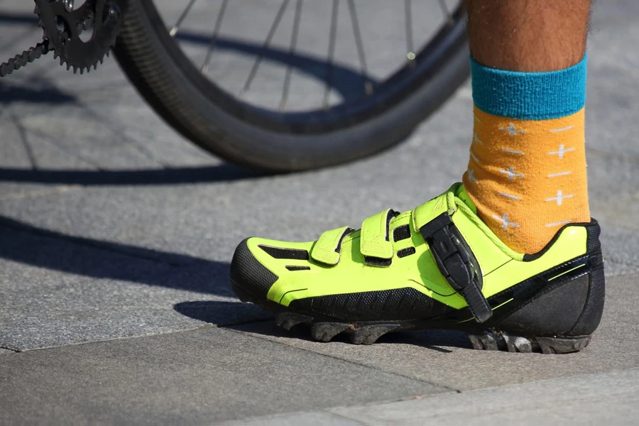 cycling shoes and socks