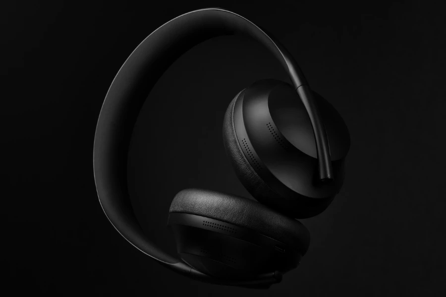 premium quality headphones black color Bose technology
