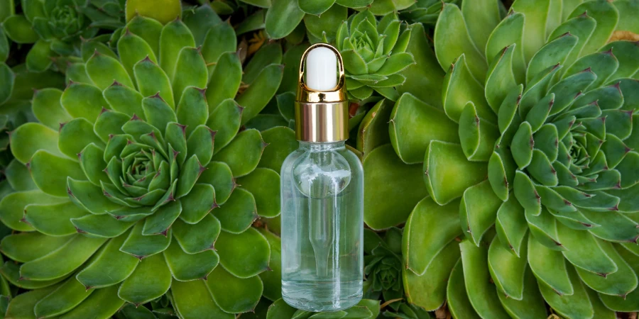 Glass dropper bottle with serum