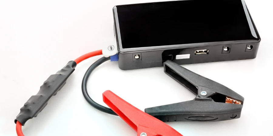car emergency jump starter multi-functional power bank with connection cables