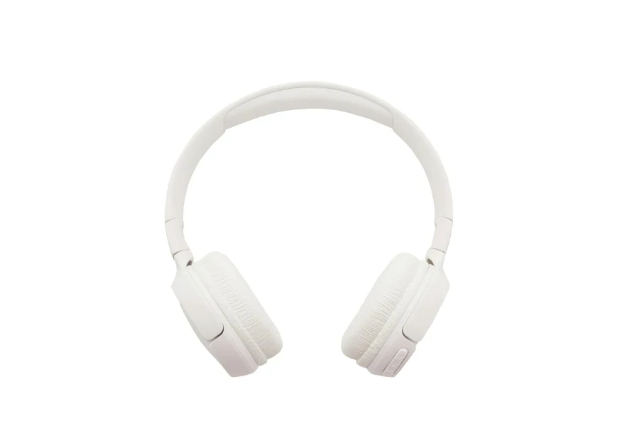 White Cordless Headphone