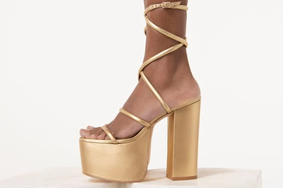 strappy platform