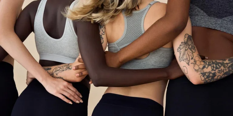 A group of people wearing fitness sportswear