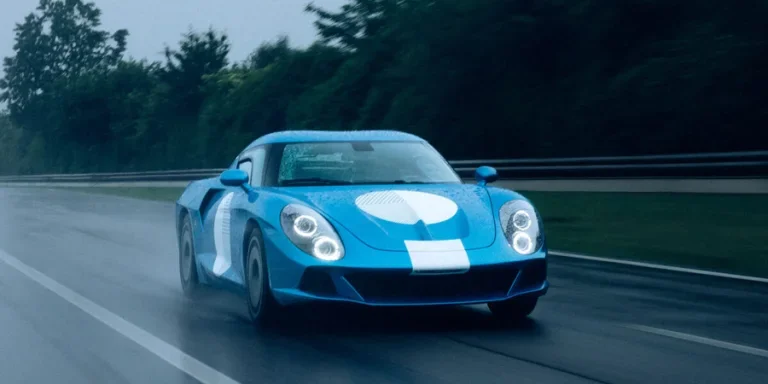 AGTZ Twin Tail Front Right Side