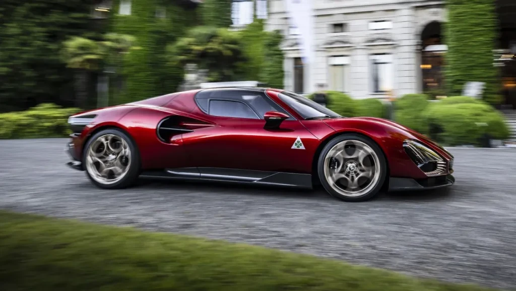 Alfa Romeo 33 Stradale Right Profile