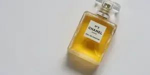 Chanel Paris Eua De Parfum Flakon von Jess Bailey Designs