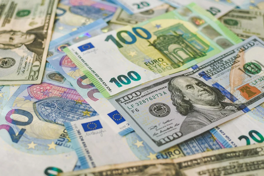 Euro and US dollar bills