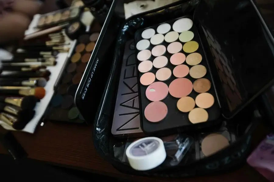 Eye Shadow Palette in a Makeup Bag by Merlin Lightpainting