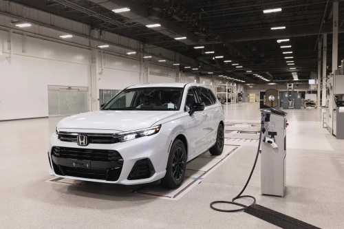Honda begins production of CR-V eFCEV fuel cell plug-in EV in Ohio