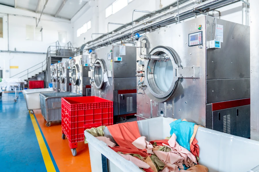 Industrial wash machine for washing
