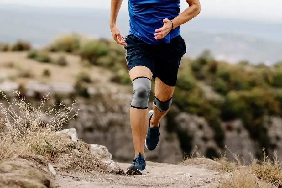 Knee compression sleeves function through graduated compression