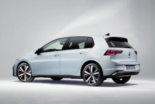 New Golf GTE