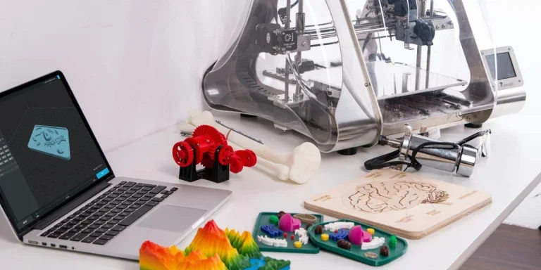 Objects printed by beginner 3D printers