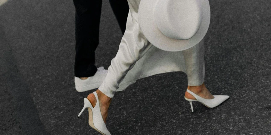 Trendy footwear for women