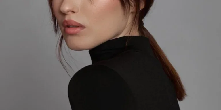 Woman in minimalism style