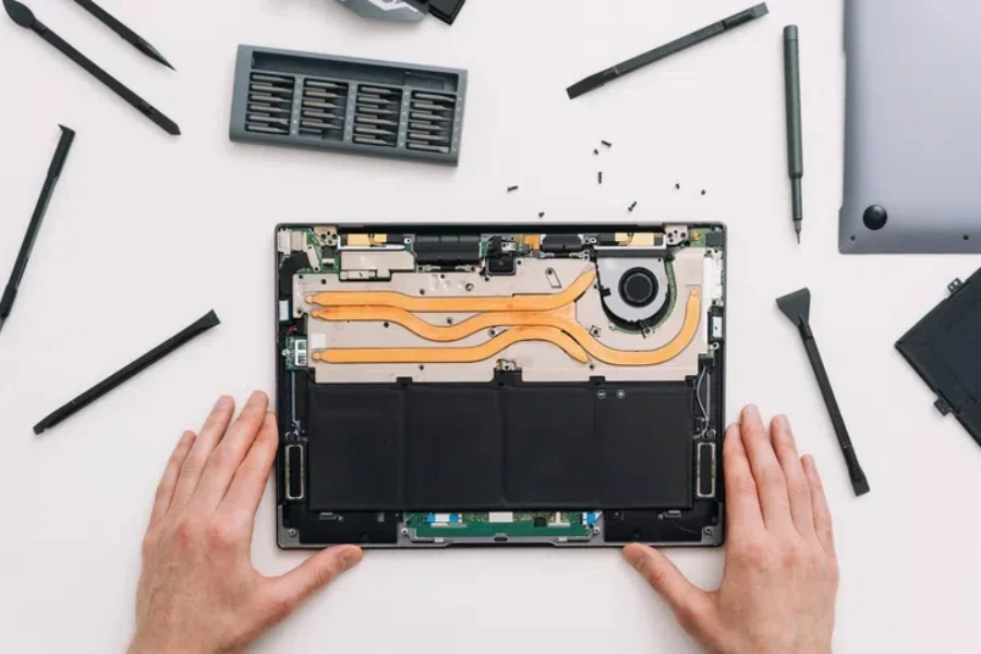 change battery in laptop
