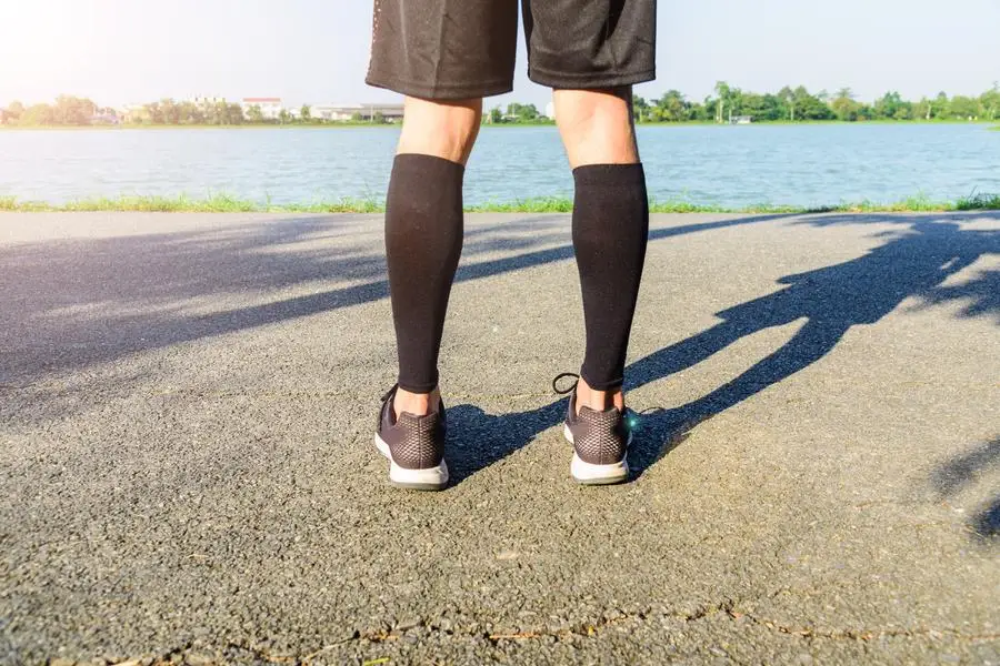 knee compression sleeves aid in faster recovery