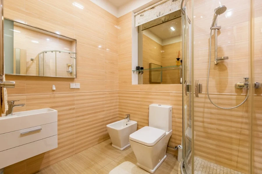 Modern square shaped floor mounted toilet with dual flushing