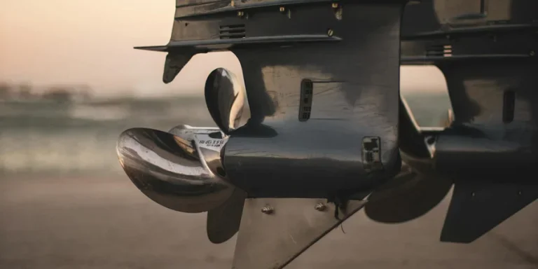 Boat Engines with Stainless Propeller
