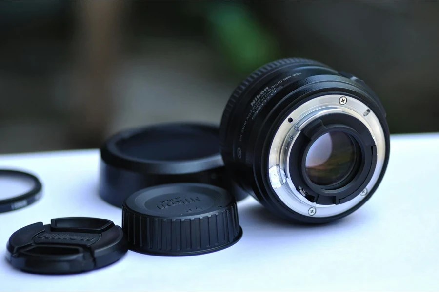 Disassembled camera with telephoto lens