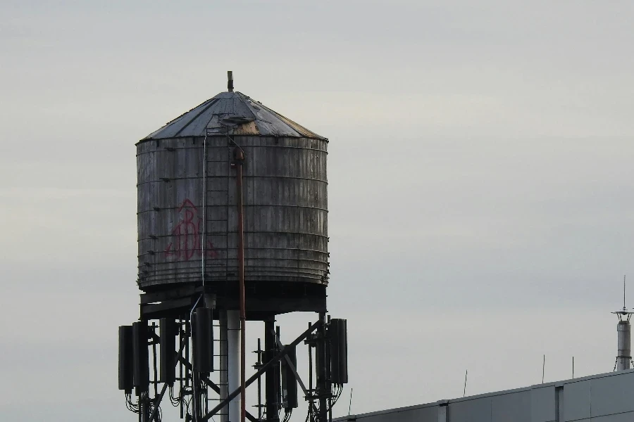 Photograph of a Water Tank