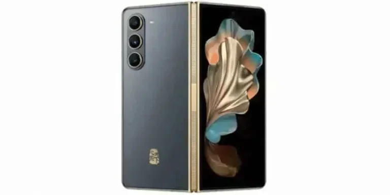 Samsungs W25 and W25 Flip