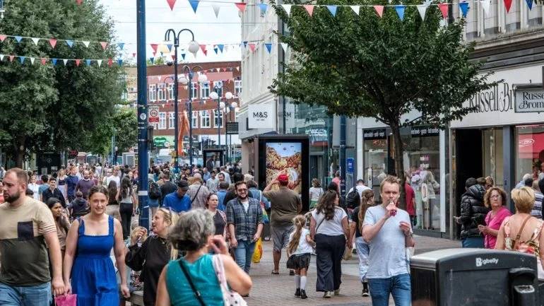 The BRC-KPMG retail sales monitor report showed a downward trend for clothing and footwear in June. Credit: Shutterstock.