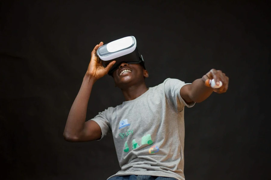 Using Virtual Reality Headset