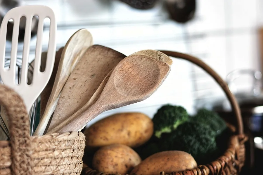 Wooden utensils are one of the examples of compostable food packaging