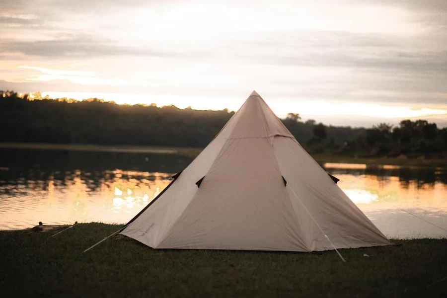 camping canvas tent