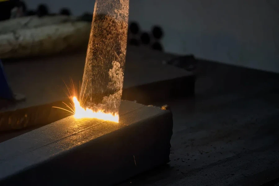 dust removal the steel square pipe cleaning process by laser