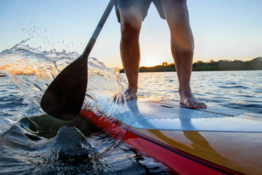 paddle board