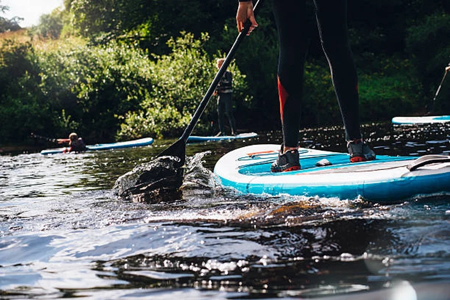 paddle board