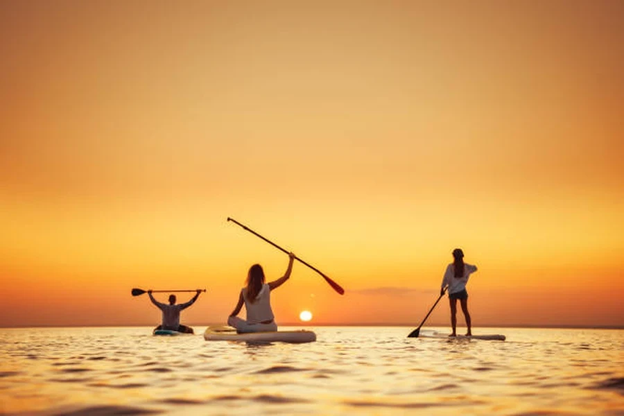 paddle board