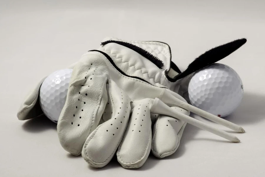 the golf gloves