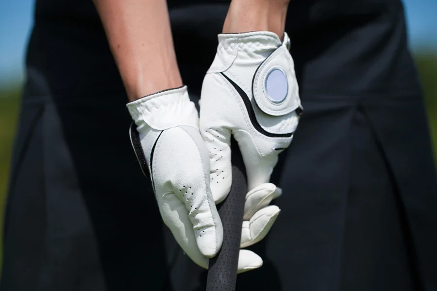 the golf gloves