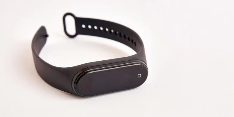 the smart bracelet