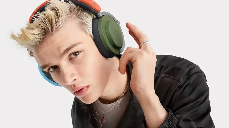 Dyson's OnTrac over-ear headphones. Image source Dyson