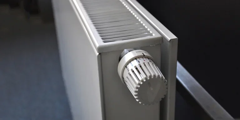 Radiator, Heating, Flat radiators image