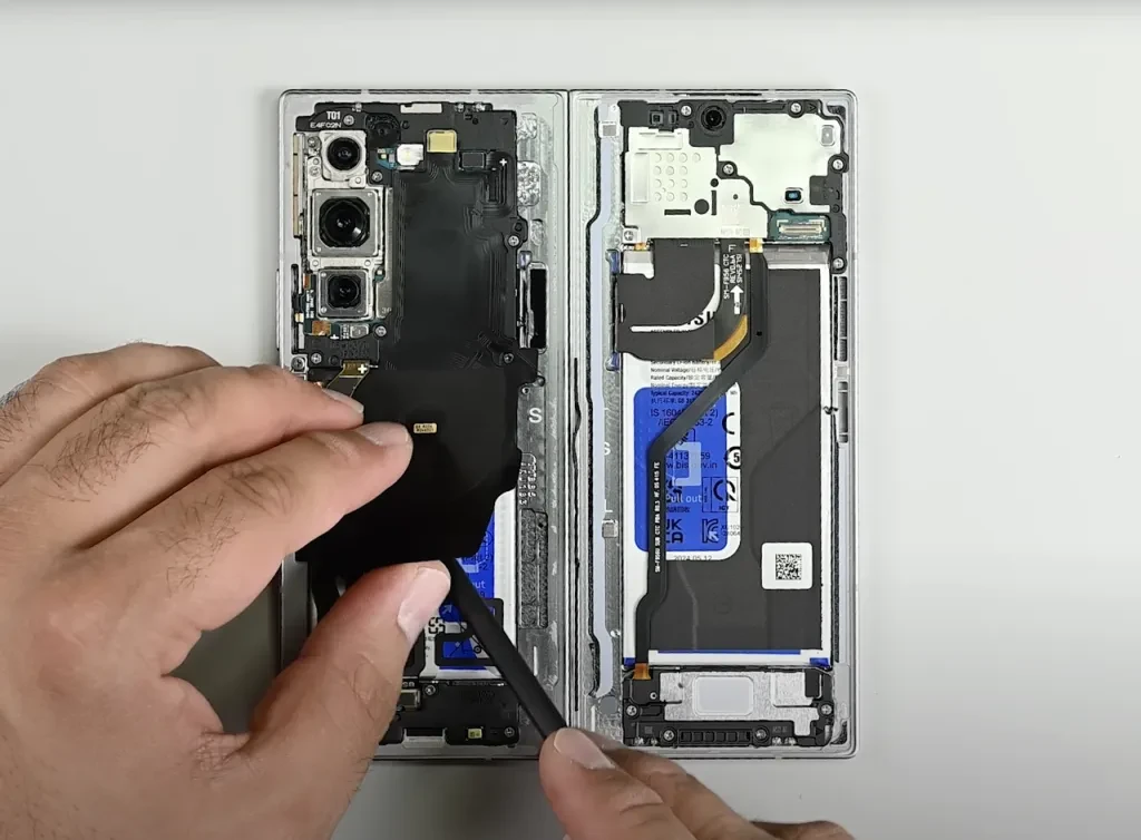 Step 2 of tearing down the Samsung Z Fold 6