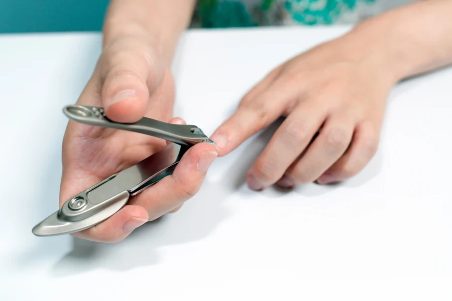 nail clipper