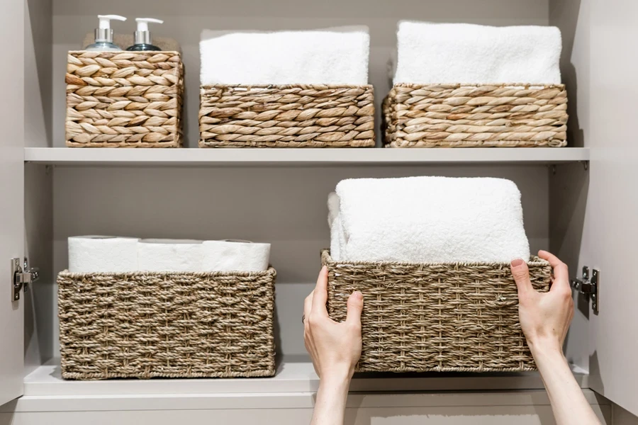 Decorative storage baskets in a bathroom