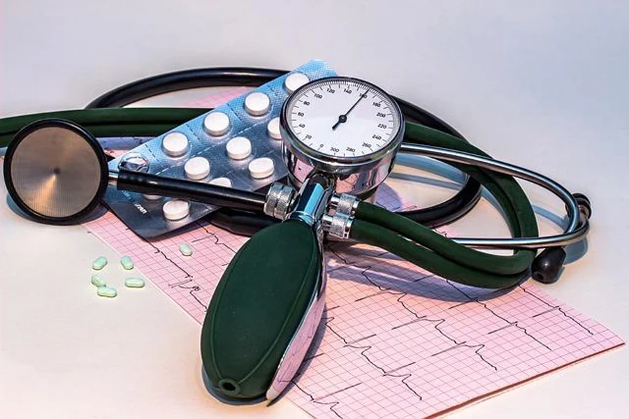 Mercury blood pressure monitor